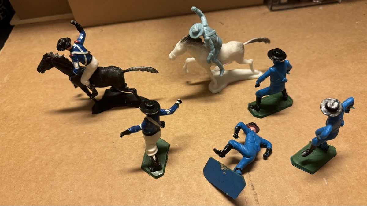 Figuren: Figuren aus der Zorro-Geschichte – Gebraucht aus Wettswil von osoma99 1