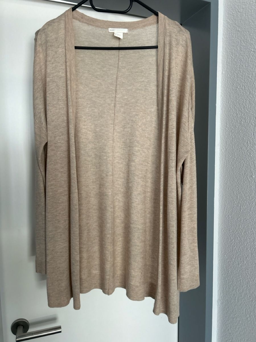 H&M Giacche: Leichtes Strickjäggli von H&M, Grösse M, beige – Nuovo (secondo la descrizione) da Erlinsbach SO venduto da hallon480