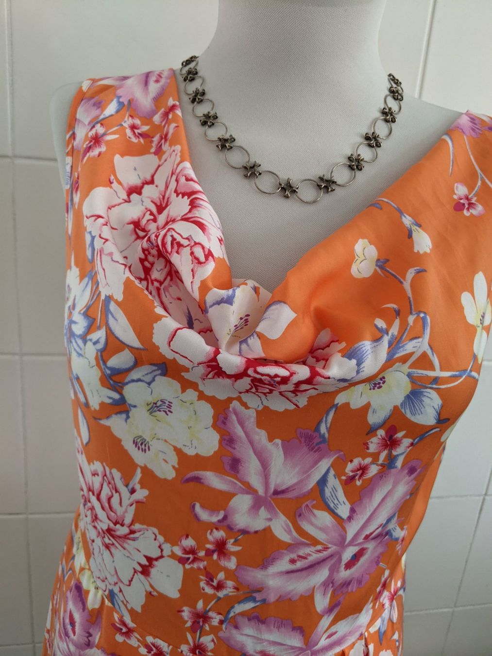 Kleider: <sommerkleid GR 38 – Neu (gemäss Beschreibung) aus Langnau am Albis von Judithsebi