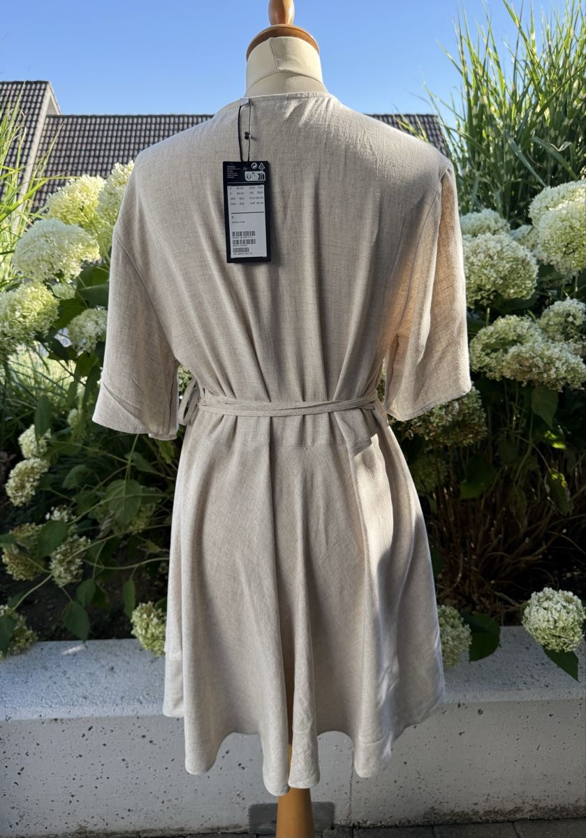 Weekday Vestiti: Wickelkleid, Weekday, Grösse S, neu – Nuovo e nell'imballaggio originale da Anglikon venduto da Haraldinho 2