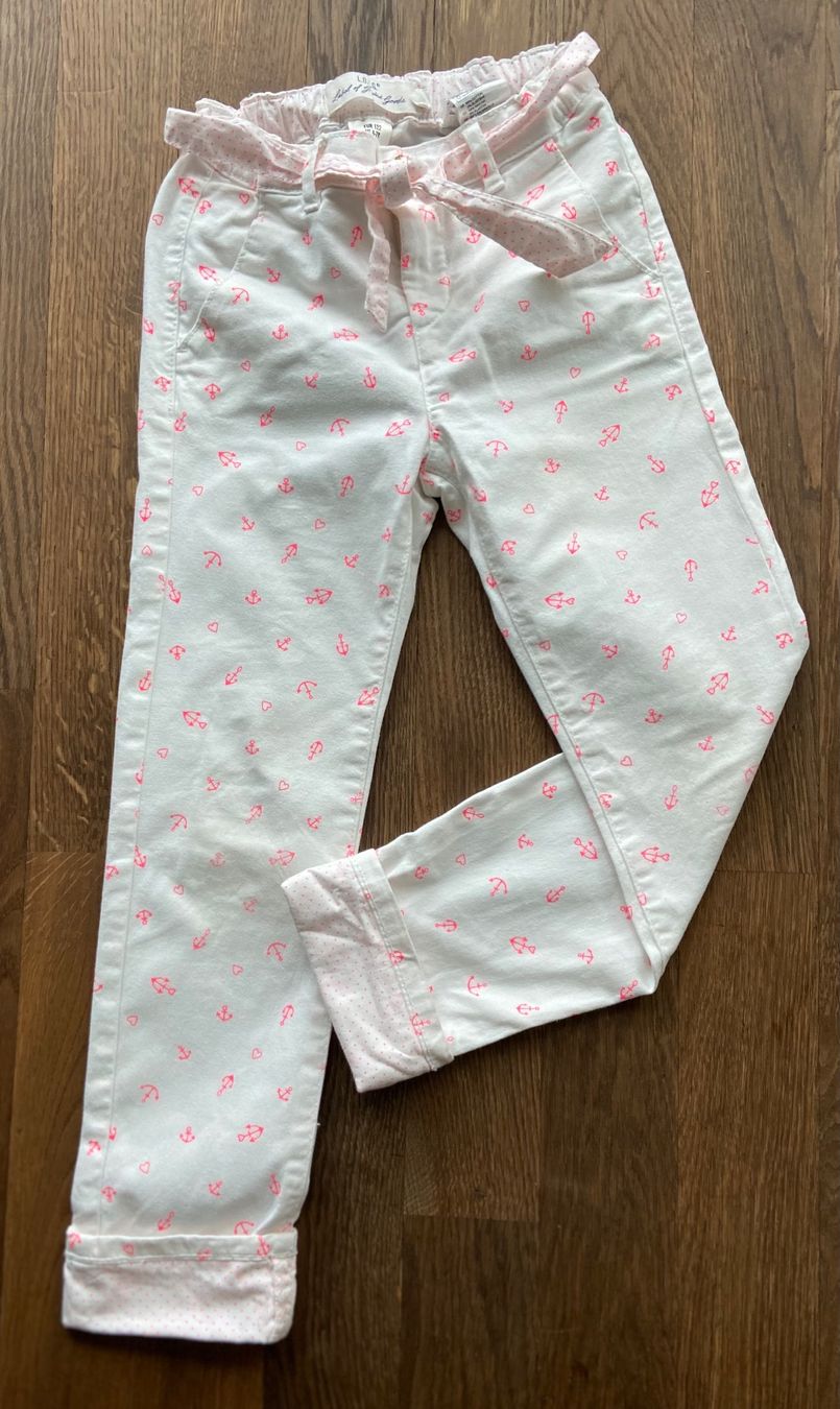H&M Pantaloni: chice Hose, H&M, Mädchen, Gr. 122 – Usato da Au ZH venduto da cafisafr