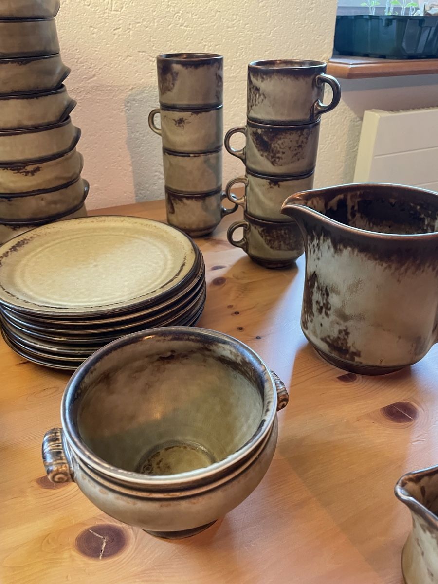 Set di piatti: Langenthal Geschirrset Sahara – Usato da Hinwil venduto da Birebaum_1