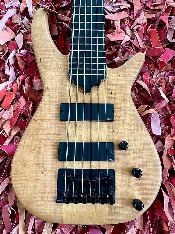Strumenti musicali: GMP Custom Shop 6-String Bass handmade USA, 1998 – Usato da Hitzkirch venduto da Pe3 1
