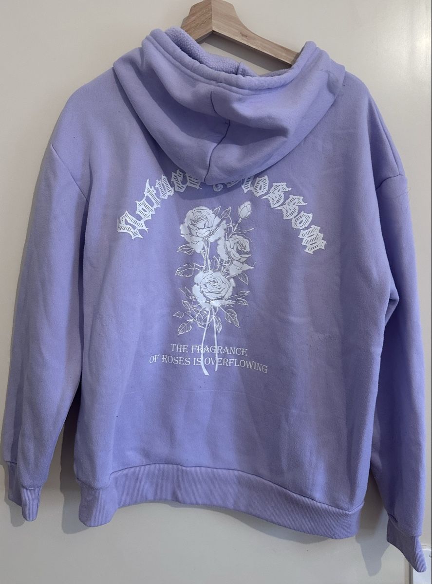 Shein Maglioni & Felpe: Sweat à capuche lilas avec roses blanches taille M – Usato da Onex venduto da ale_5fgb 2