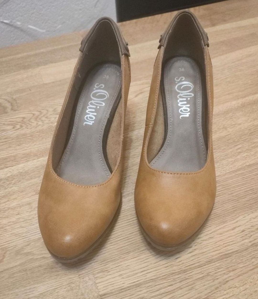 S.Oliver Scarpe da donna: S.Oliver High Heels Pumps Gr 38 – Nuovo (secondo la descrizione) da Waltenschwil venduto da Bodensee84