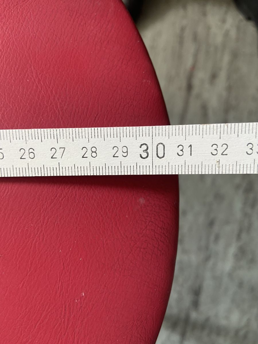 Hocker: Roter Hocker, vintage, top Zustand! – Gebraucht aus Zürich von Unique2400 3