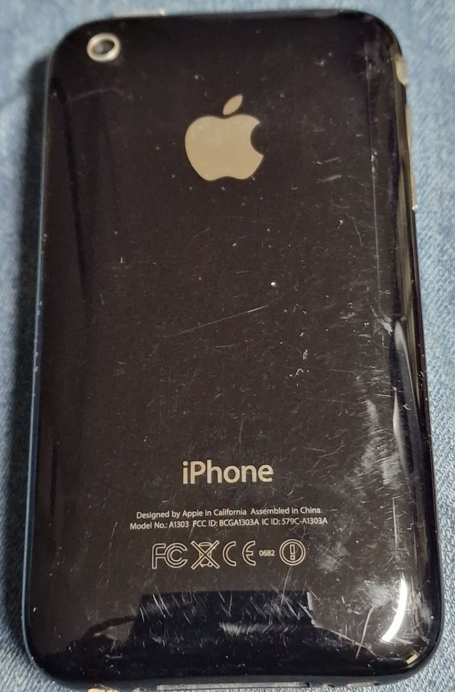 Apple Telefoni cellulari / Smartphones: iPhone 3GS 16gb – Difettoso da Uerkheim venduto da Justi.y 4
