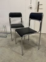 Set vintage Bauhaus Stühle mit Vinyl Polster verchromt