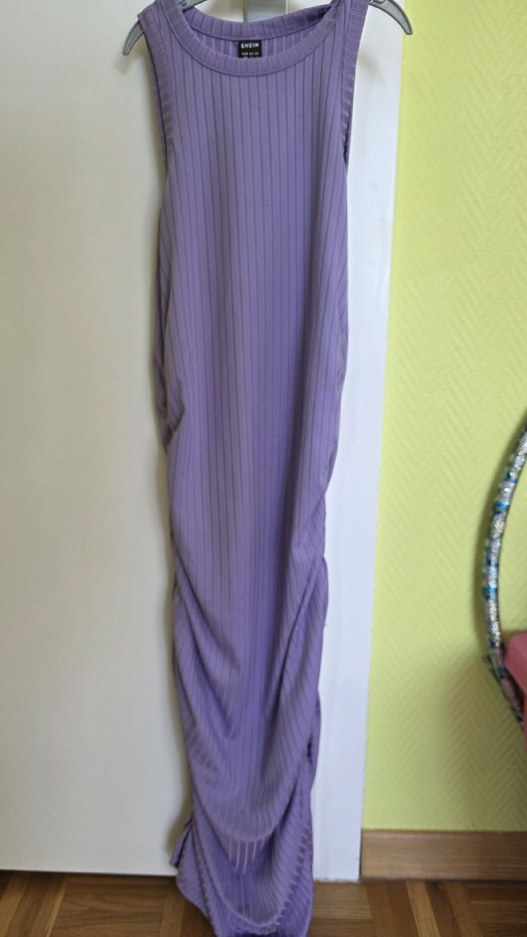 Vestiti: robe femme  – Usato da Fontainemelon venduto da ale_b865