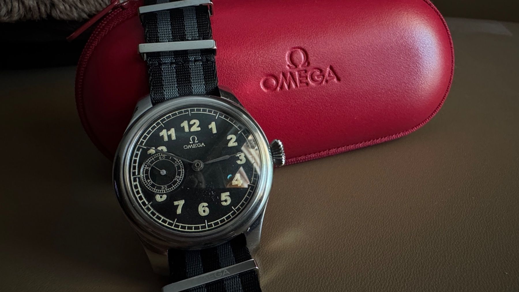 Omega Orologi: OMEGA Vintage Pilot Watch – Usato da Zürich venduto da jajajo
