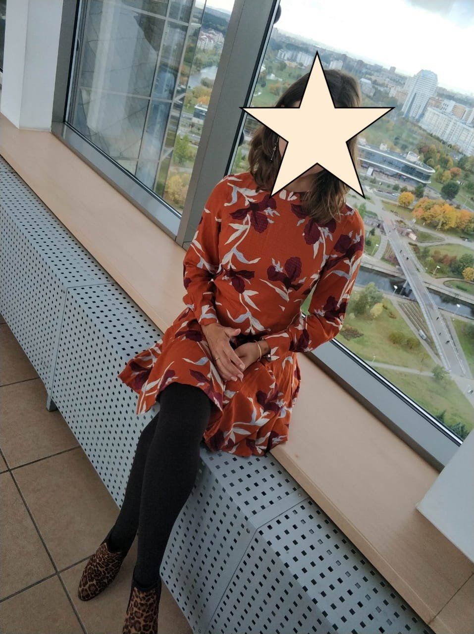 Kleider: Kleid mit Schnürung Gr. 36 – Gebraucht aus Thalwil von Alesiama 2