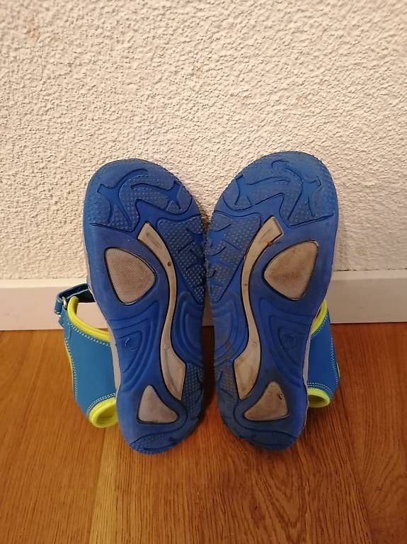 Herrenschuhe: Sandal unisex Gr 31 – Gebraucht aus thalwil von Ray7211 1