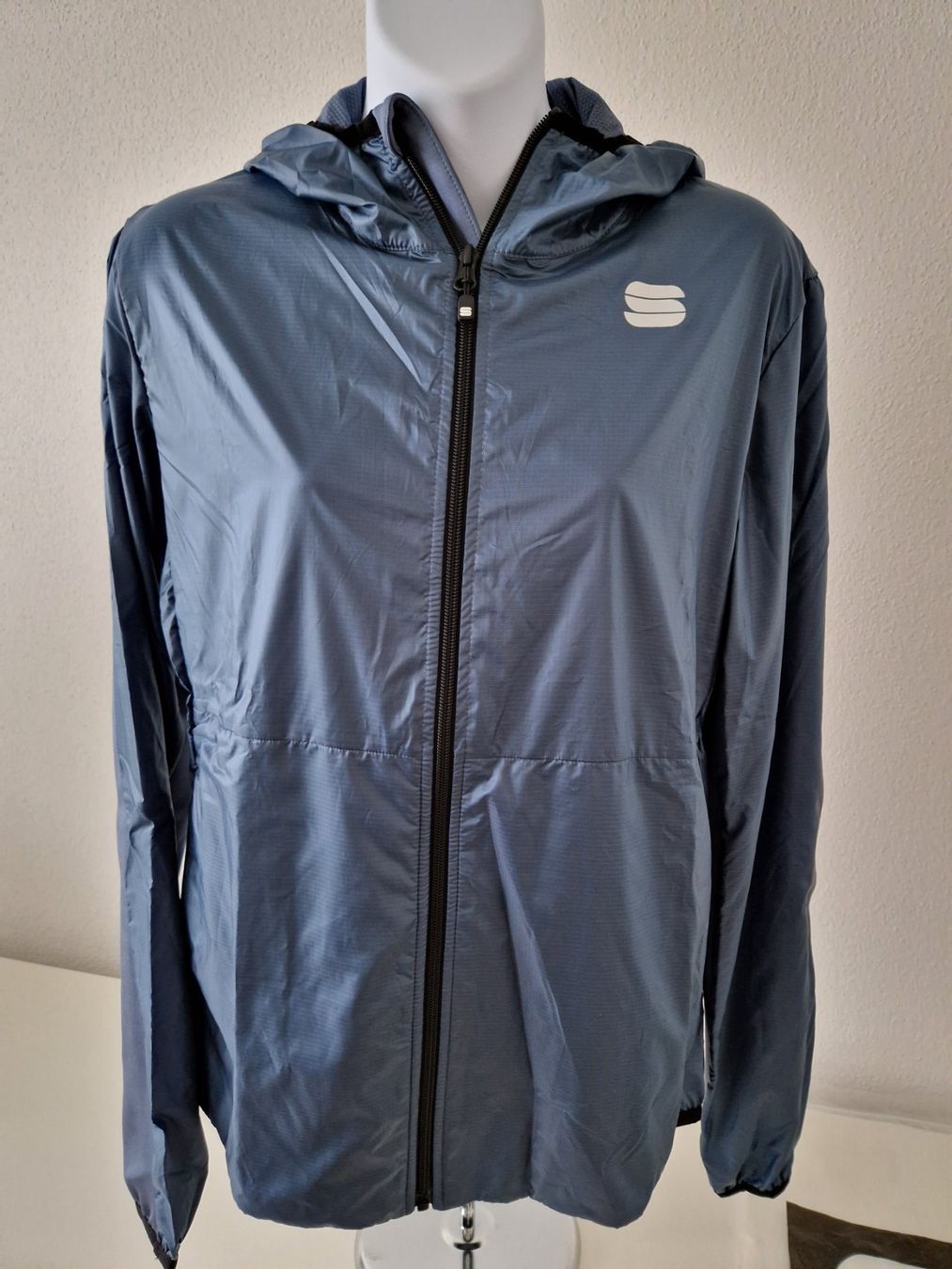 Jacken: Sportjacke von Sportful – Neu und originalverpackt aus Wettingen von kruemi