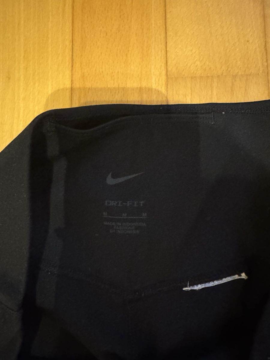 Nike Leggings: Leggins – Nuovo (secondo la descrizione) da Turgi venduto da eiiinalem 3