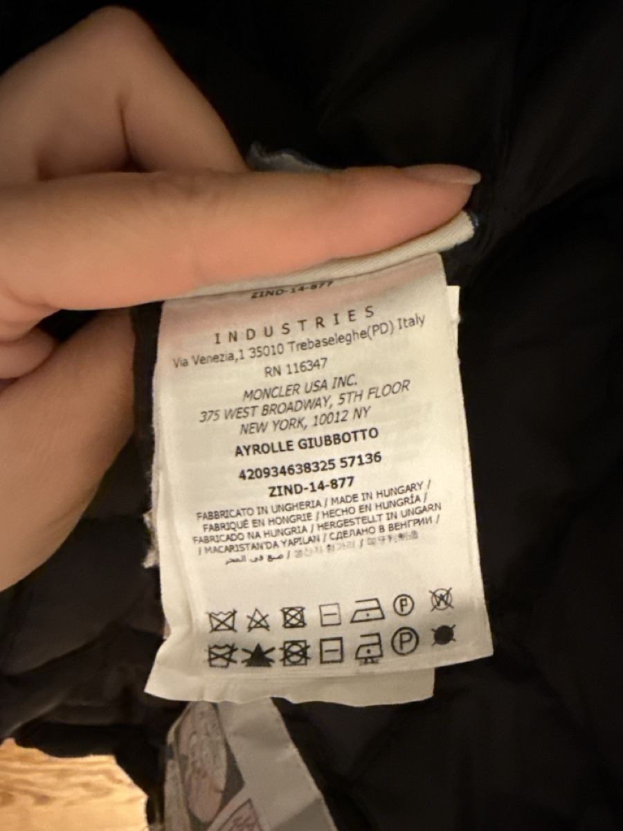 Moncler Jacken: Moncler Damen Jacke – Gebraucht aus Rheinfelden von SonjaBana 1