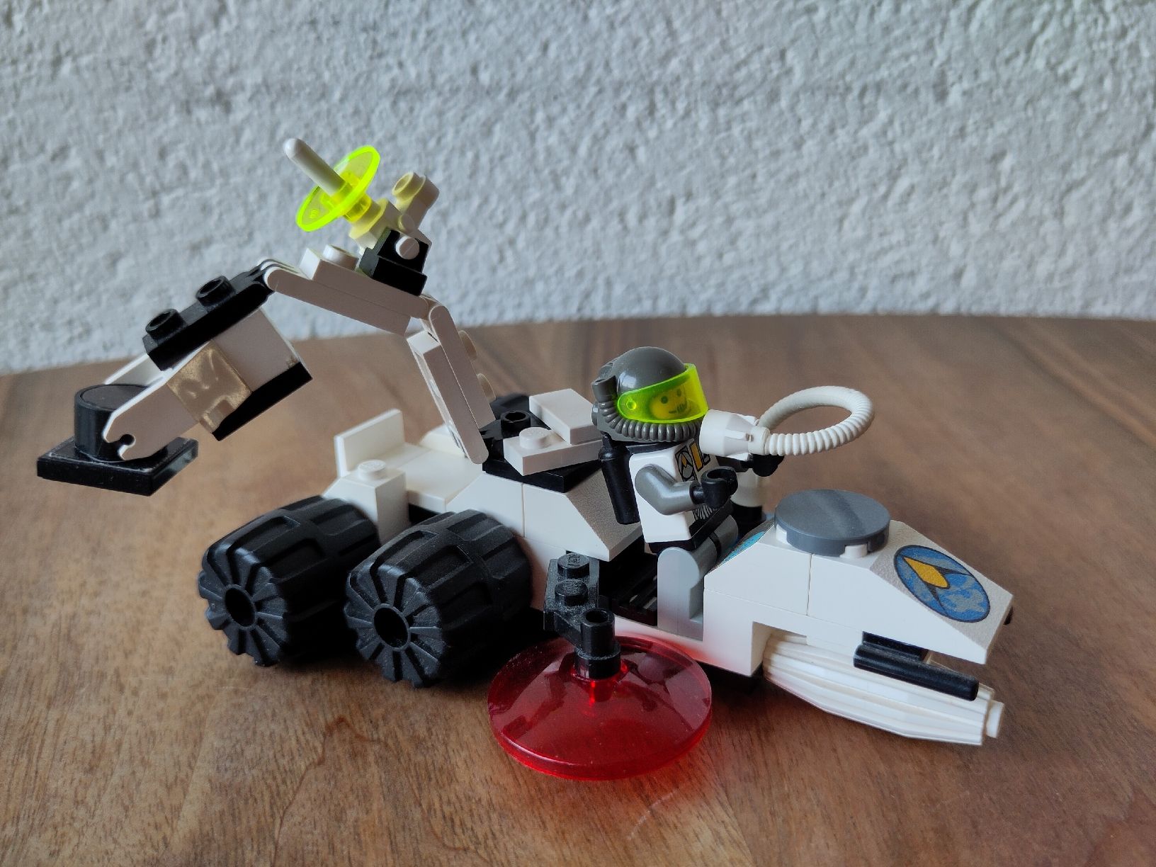 Lego Kit di costruzioni: Ensemble de Lego vintage explorateurs de l'espace – Usato da Bern venduto da div_5c6j 5