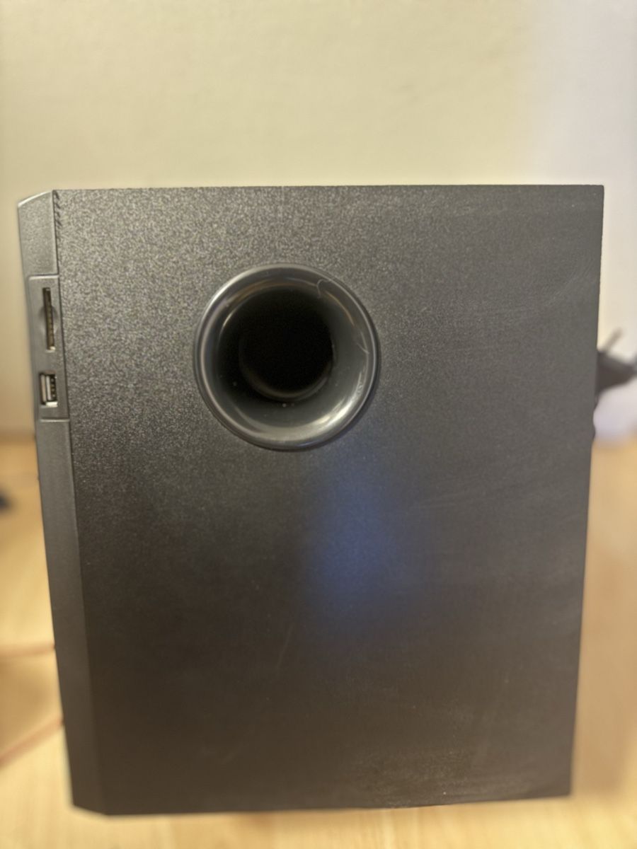 Logitech Casse acustiche: Lautsprecher System Logitech 5.1 schwarz gebraucht – Usato da Moosseedorf venduto da ram_c65w 2