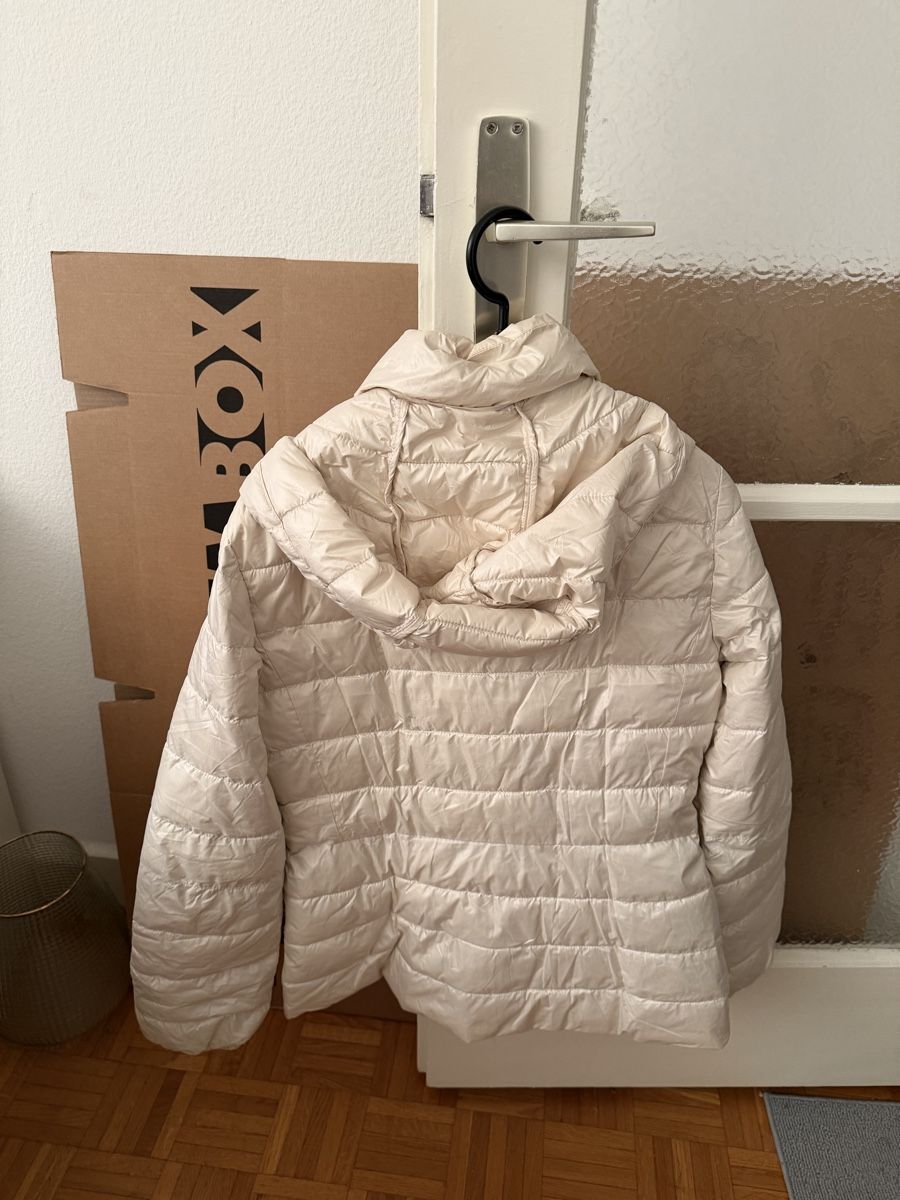 Massimo Dutti Giacche: Massimo Dutti white puffer jacket – Usato da Lausanne venduto da its_zl9h 1