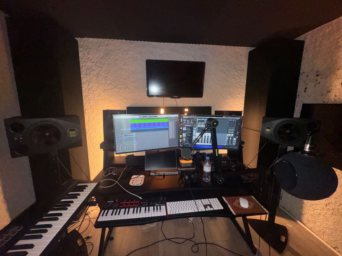 Adam Audio Haut-parleurs: Adam Audio A8X – D'occasion à Triengen par Meetmeatthebodega 1