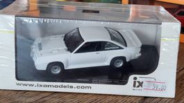 Opel Manta 400 1986 Rally Plain Body 1:43 IXO