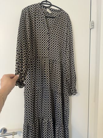 Neo Noir Kleid Grösse 40