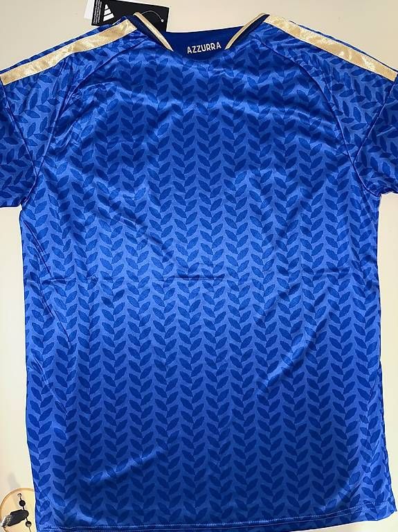 Adidas Canottiere & Pantaloni: Italien Trikot – Usato da Ittigen venduto da tij_dvs7 1