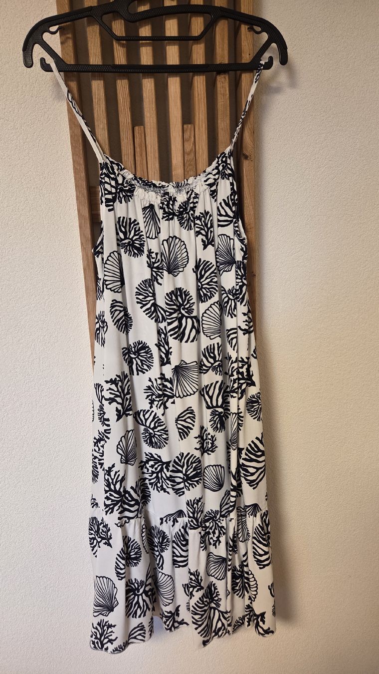 Vestiti: Robes lot 5 – Usato da Le Pâquier-Montbarry venduto da Gruyere77 3