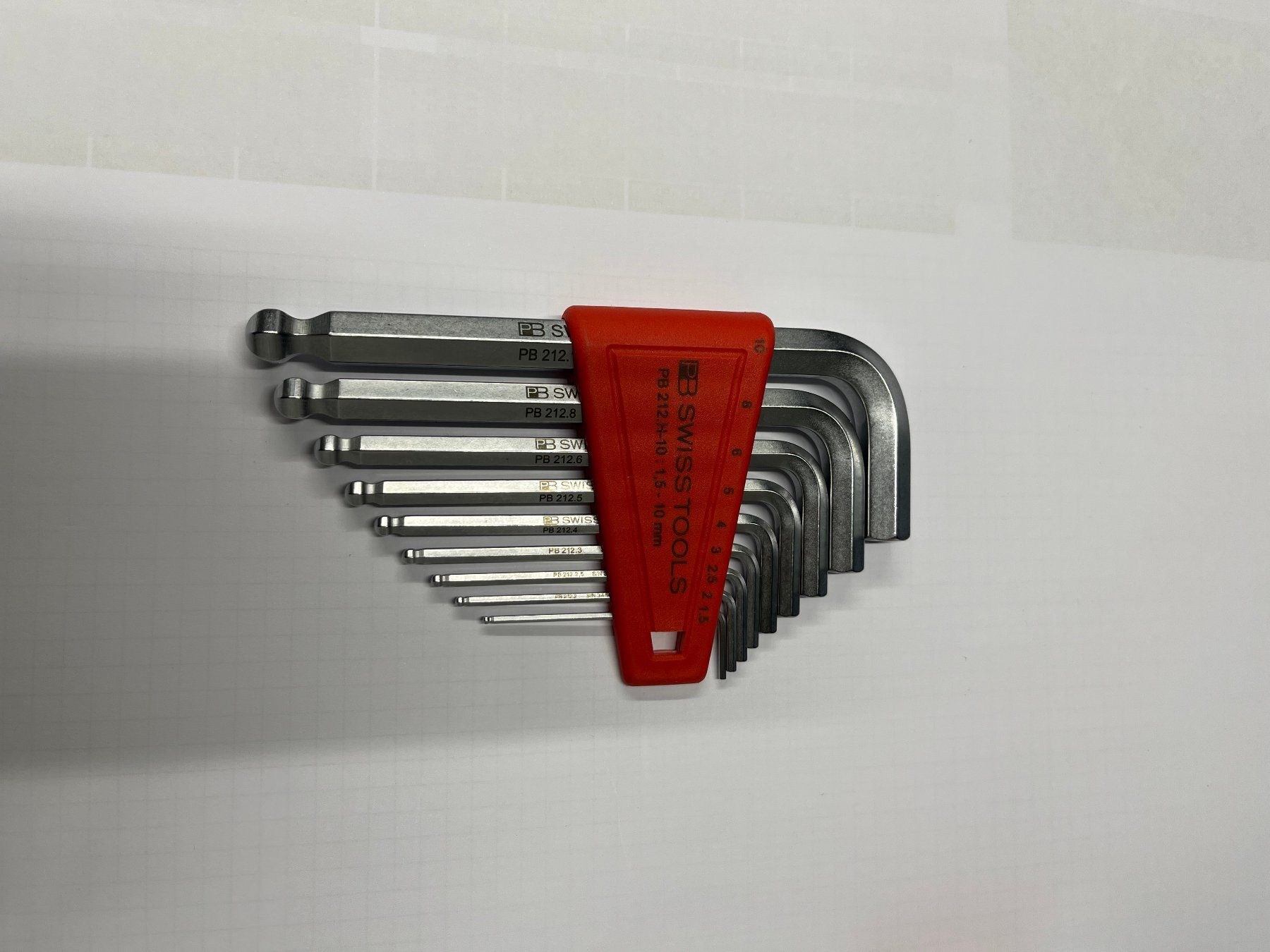 PB Swiss Tools Tutti gli attrezzi: PB Swiss Tools Winkelschraubenzieher mit Kugelkopf – Nuovo (secondo la descrizione) da Hallwil venduto da Cobiwan