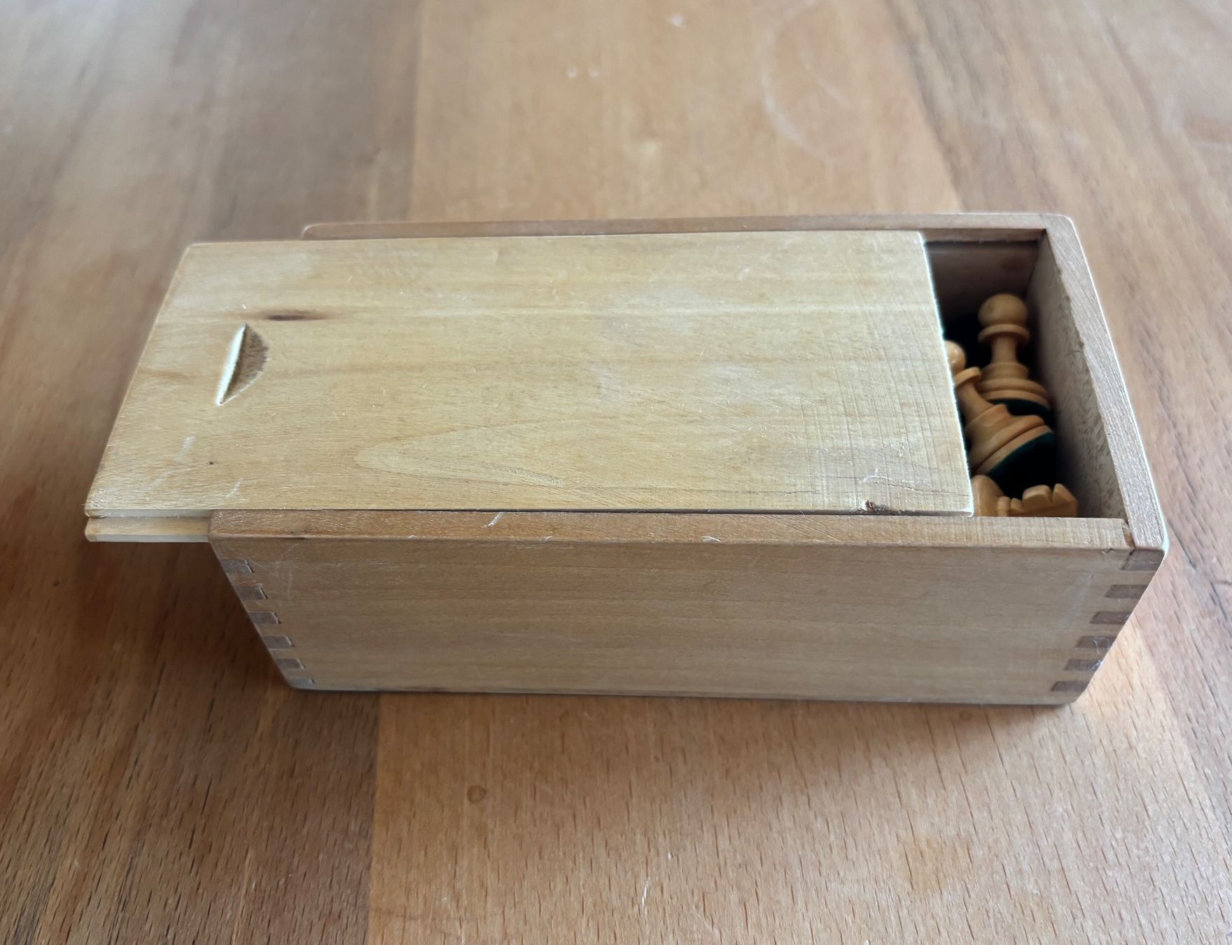 Giochi: alte Schachfiguren Holz komplett – Usato da Lüchingen venduto da Eeizo 7