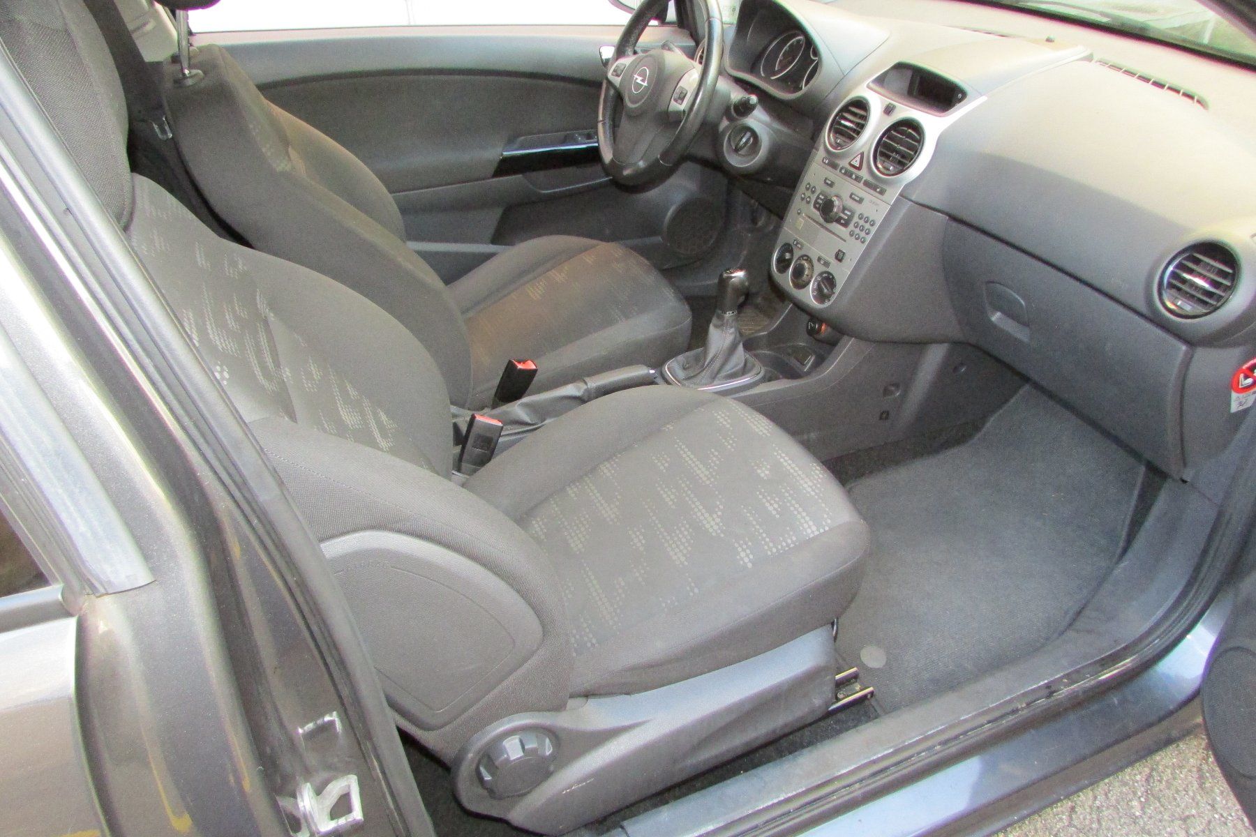 Opel Automobili: Opel Corsa D 1.4 – Usato da Emmenbrücke venduto da Zoll58 5