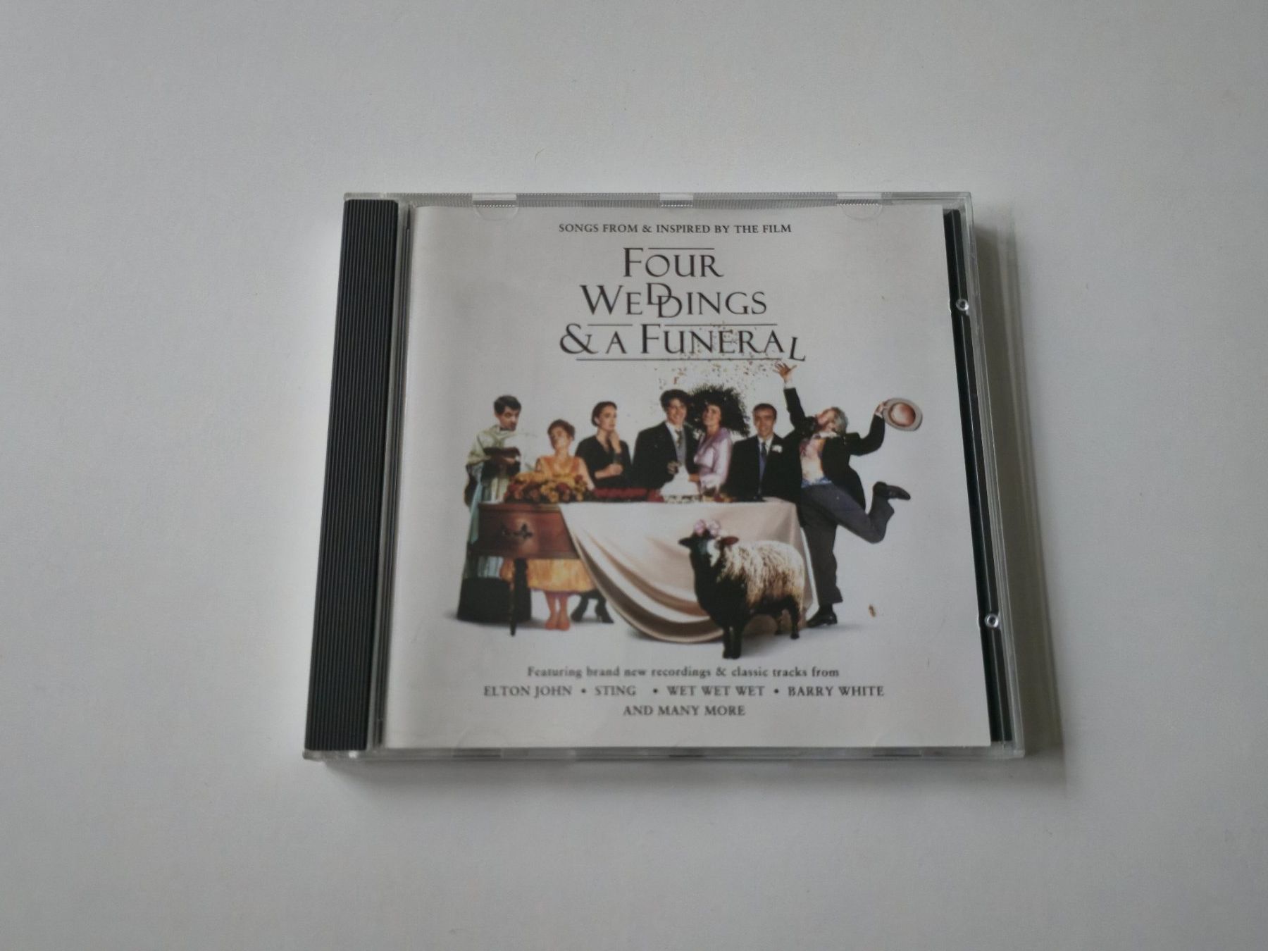 CD: CD Four Weddings & A Funeral Filmmusik – Usato da Dättlikon venduto da Wundertuete_