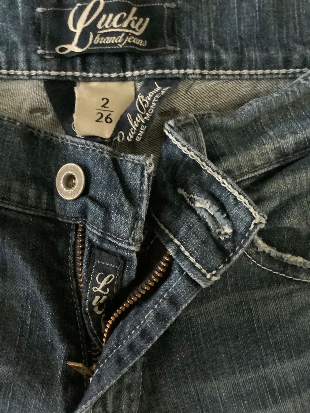 Jeans: Lucky Brand 7/8 Jeans Gr. 26 – Nuovo (secondo la descrizione) da Kreuzlingen venduto da shopaholicatheart_4 1