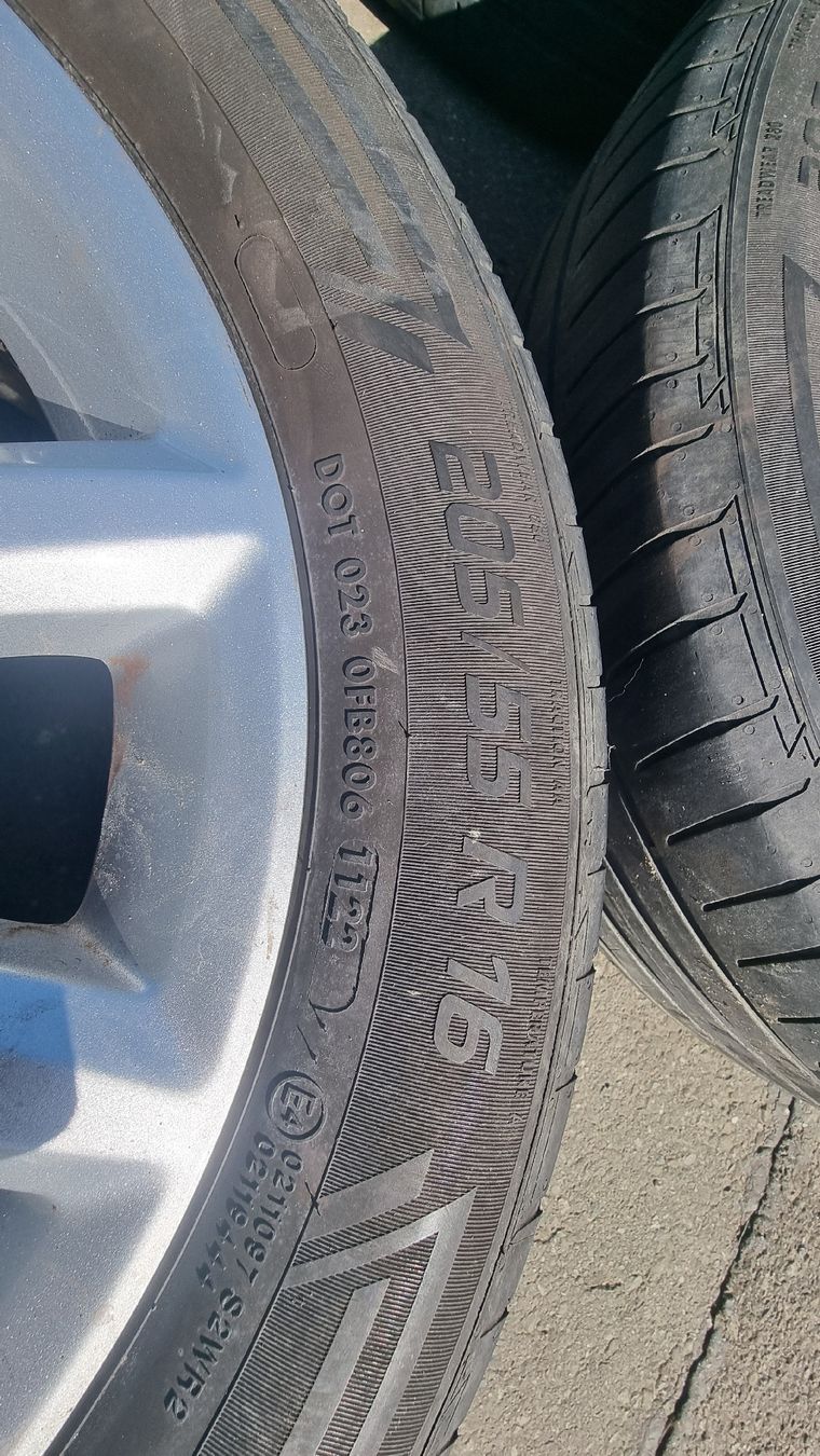 Pneumatici & Ruote complete: Opel meriva Räder – Usato da Worben venduto da Andrea0145 1