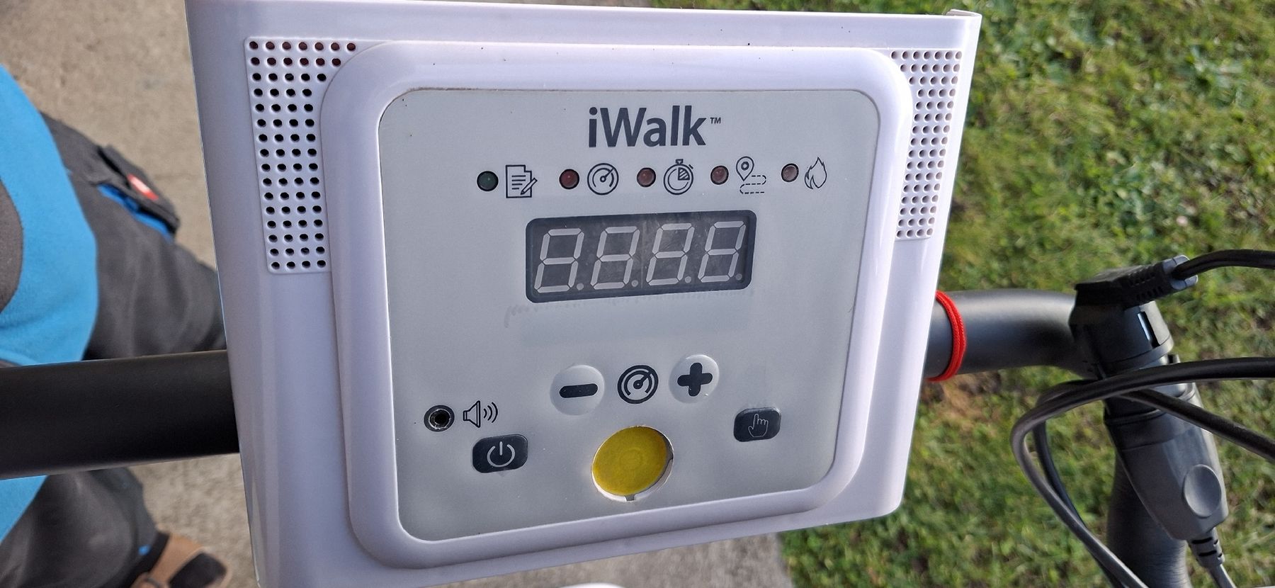Hometrainer: tapis de course iWalk pliable – Nuovo (secondo la descrizione) da Les Avants venduto da cenovis02 5