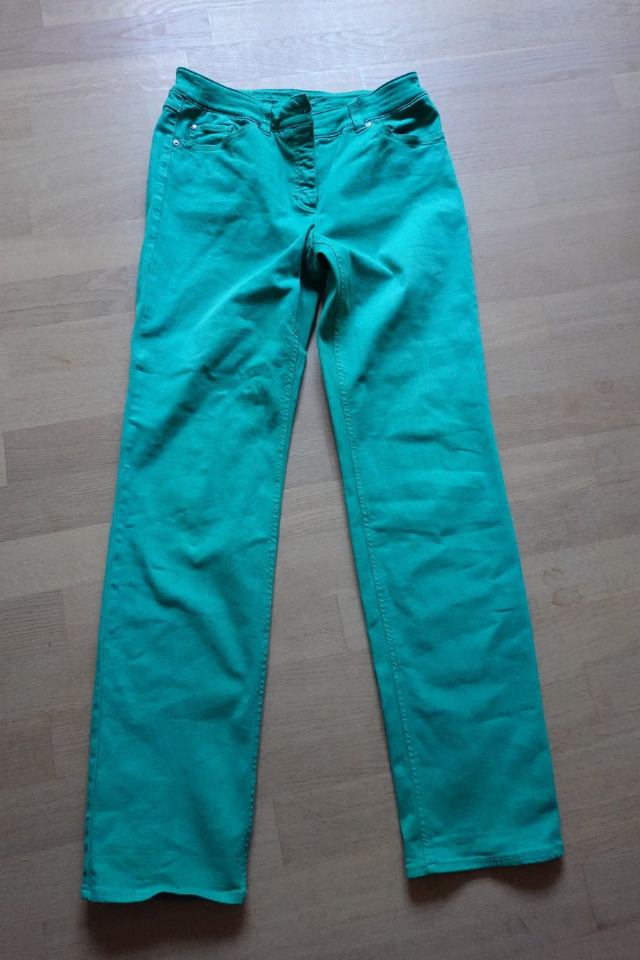 Gerry Weber Jeans: Gerry Weber Jeans grün 40 - schön erhalten – D'occasion à Jona par simongarden