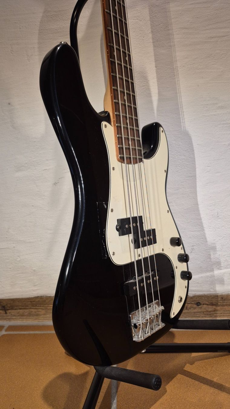 Cort Strumenti musicali: E-Bass Cort – Usato da Winterthur venduto da NorrSydGuitars 7