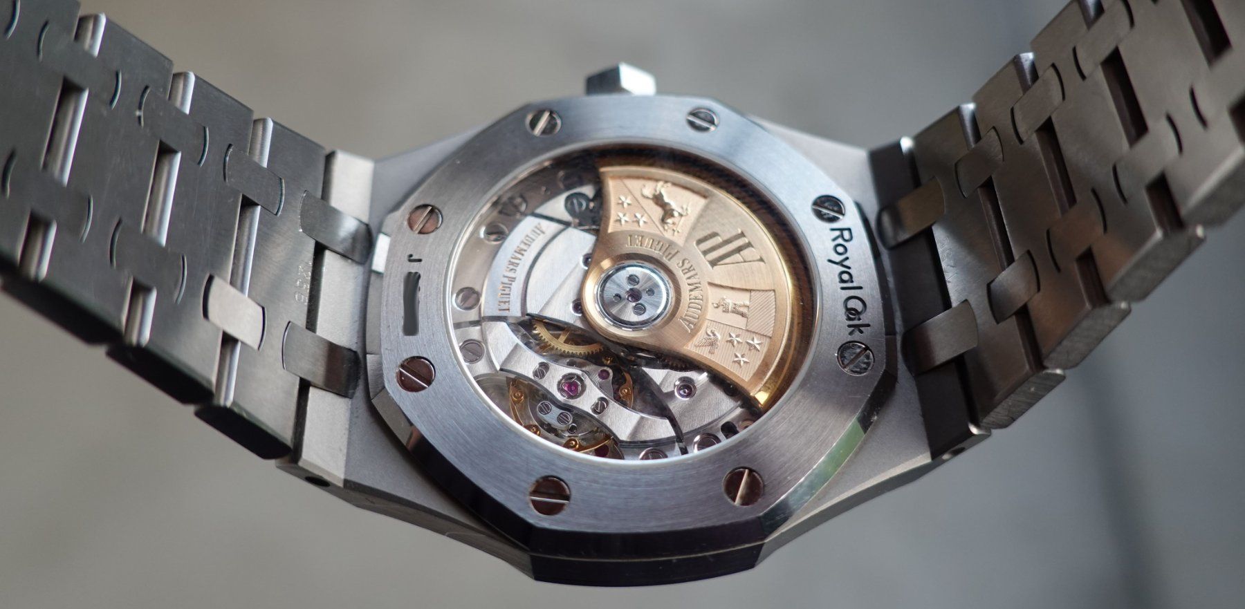 Audemars Piguet Orologi: Audemars Piguet Royal Oak 37mm Full Set – Usato da Bonstetten venduto da helit91 2