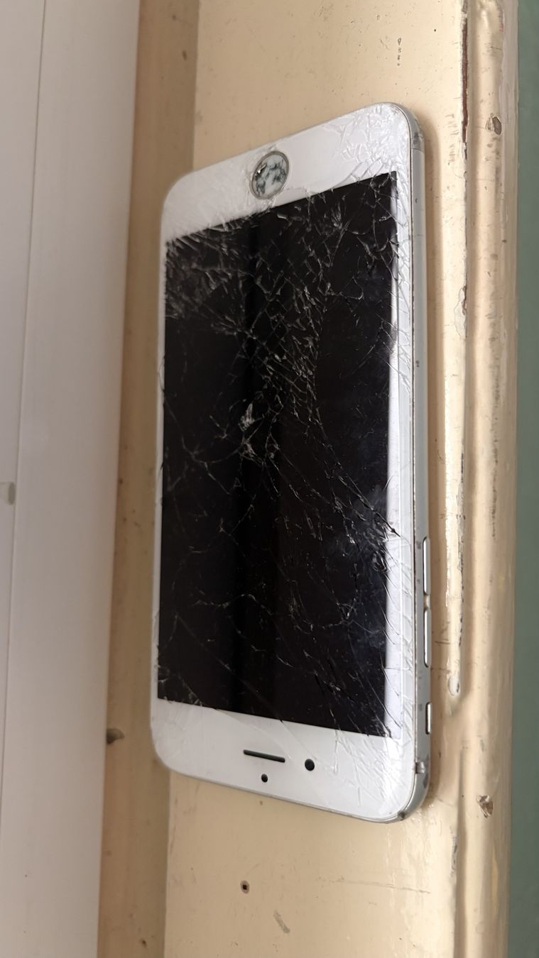 Apple Telefoni cellulari / Smartphones: iphone 6 s  – Difettoso da Orbe venduto da Orbaus