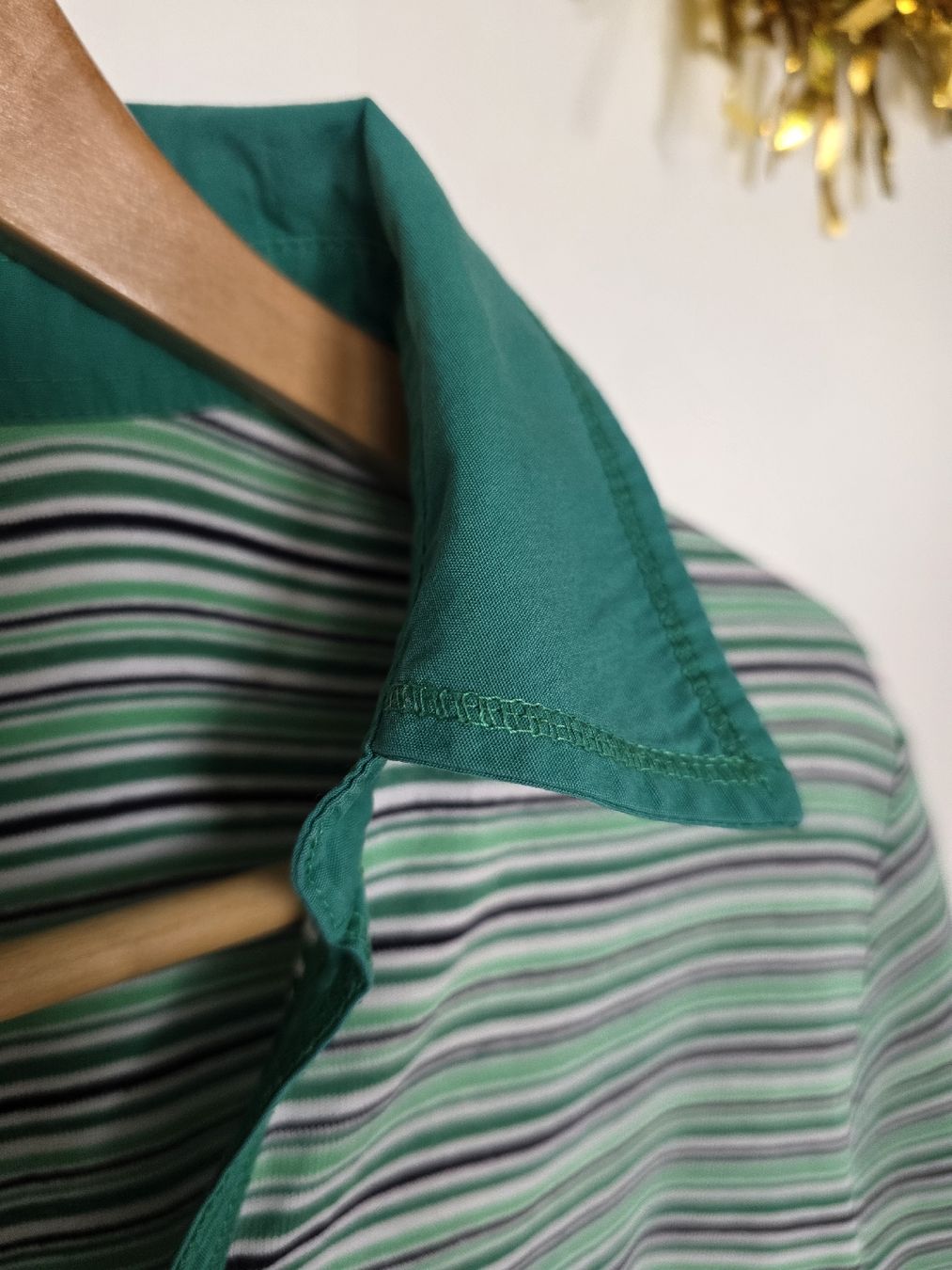 Polo-Shirts: Polo Shirt Gr L – Gebraucht aus Interlaken von NataliiaS 2
