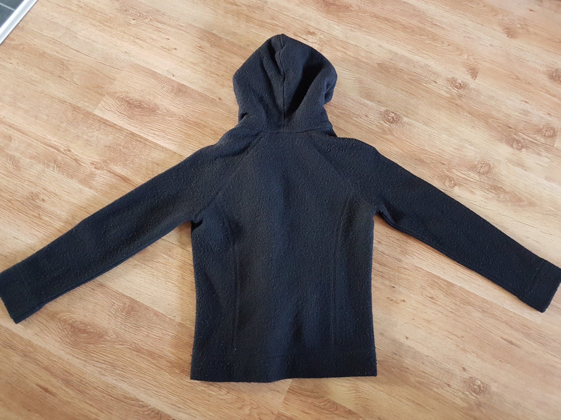 Jacken: Damenjacke S.Oliver Kapuzenjacke – Gebraucht aus Giswil von online-Brockenhaus 5