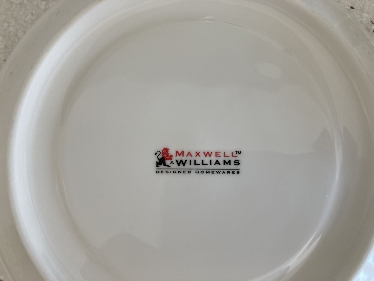 Maxwell & Williams Tazze: Maxwell & Williams Cappuccino Kaffee Tasse mit Unterteller – Usato da Zürich venduto da dolcicaramelle2 3