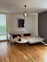 Stylisches Cordsofa Polo Plus weiss-beige - Top Zustand