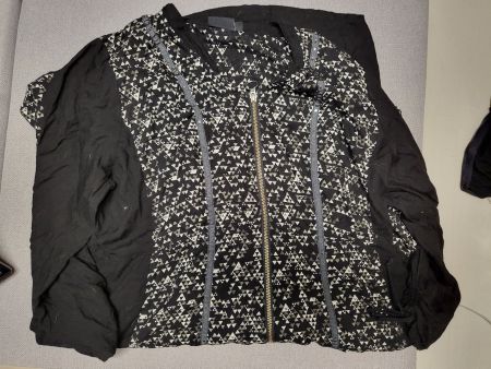 Dünne Jacke