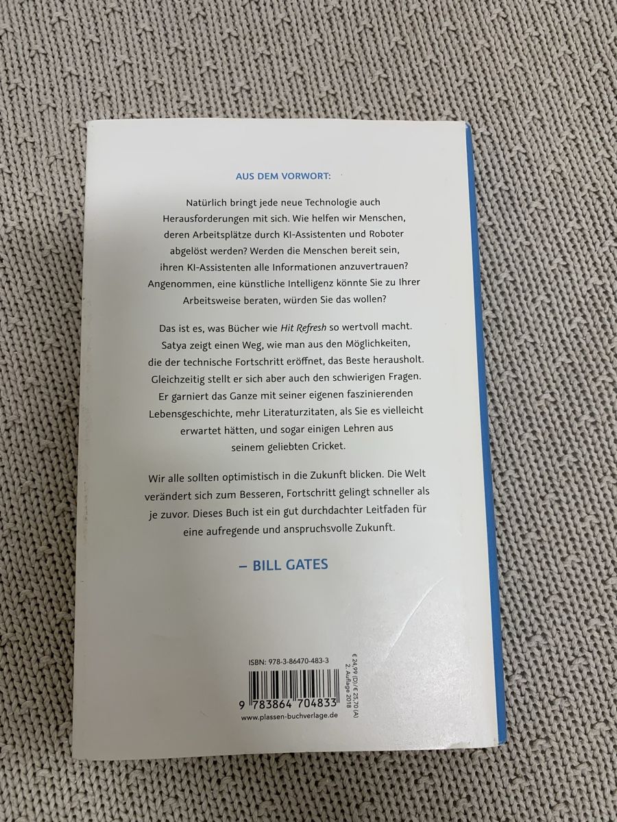 Libri: Satya Nadella: Hit Refresh - Microsoft Top Manager Buch – Usato da Niederrohrdorf venduto da mitchelicious 1