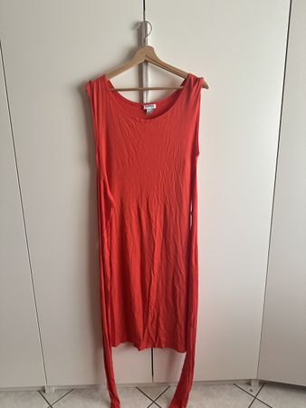 Sommerliches Kleid in rot/orange, Grösse 40 - neuwertig!