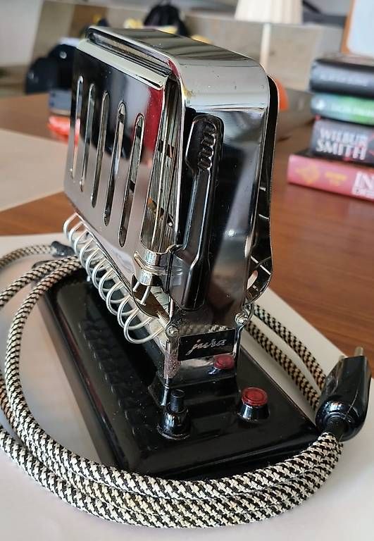 Jura Elettrodomestici da cucina: Jura Vintage Toaster – Usato da Agno venduto da Snapyalpha 1