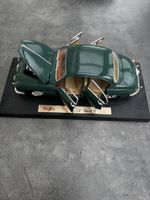 Maisto Jaguar Mark II (1959) - Collector's Model Car