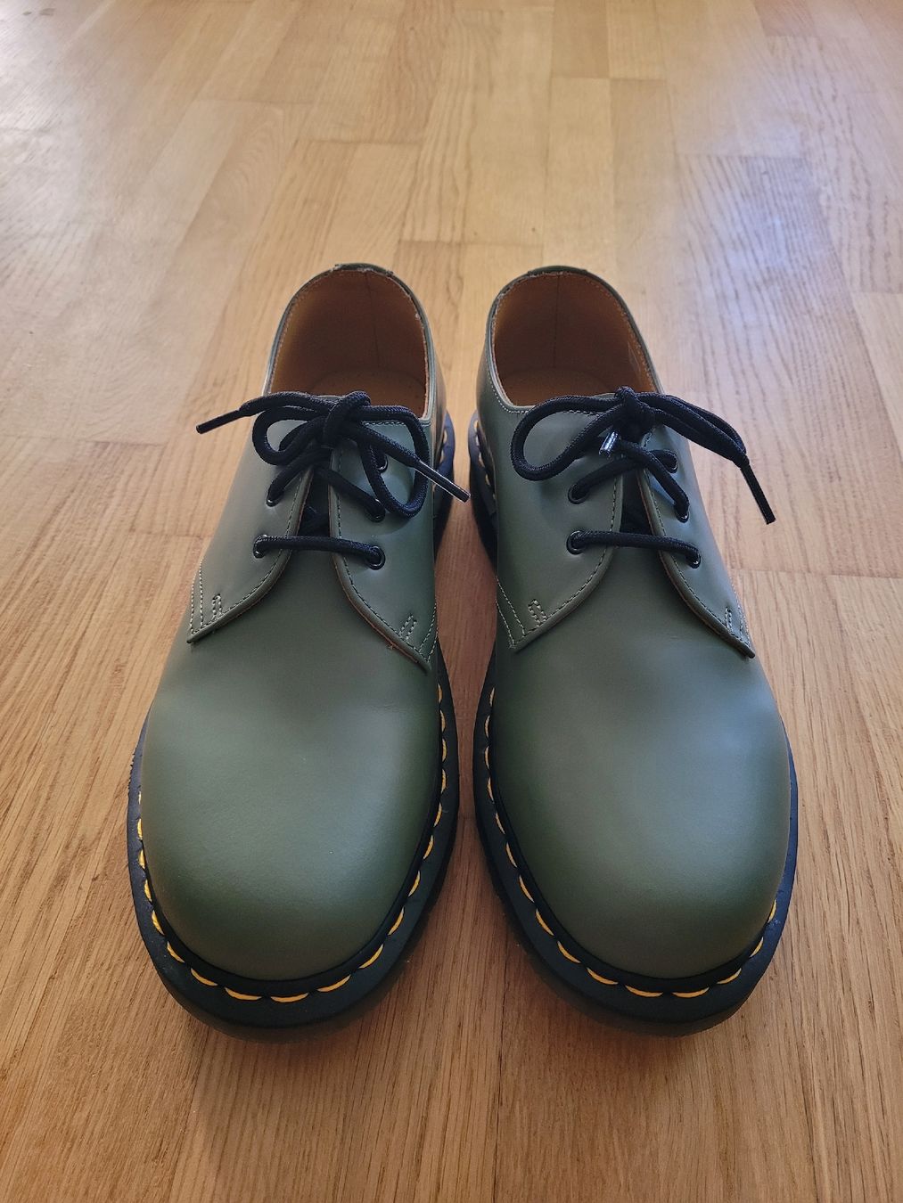 Dr. Martens Scarpe da uomo: Dr. Martins 1461 Khaki Green – Nuovo e nell'imballaggio originale da Ostermundigen venduto da nad_y9mv 1