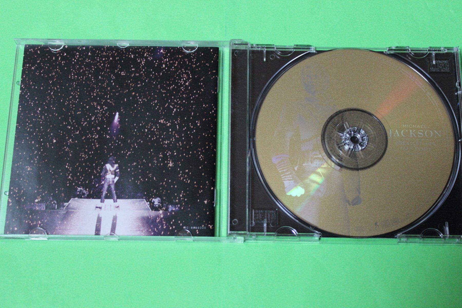CD: Michael Jackson - Greatest Hits History Volume 1 CD – Usato da Tübach venduto da JamesStone 4