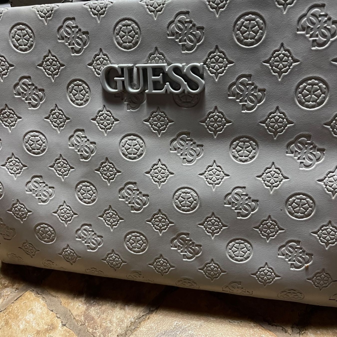 Guess Borse da donna: Borsa GUESS -Originale! in bell colore elegante e spaziosa – Nuovo (secondo la descrizione) da Gordevio venduto da LanaZimm 1
